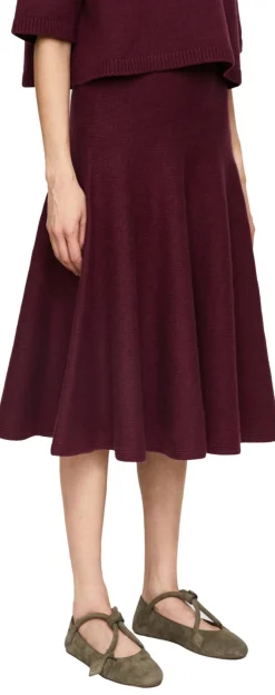 Ausgestellter Cashmere-Midirock Rot