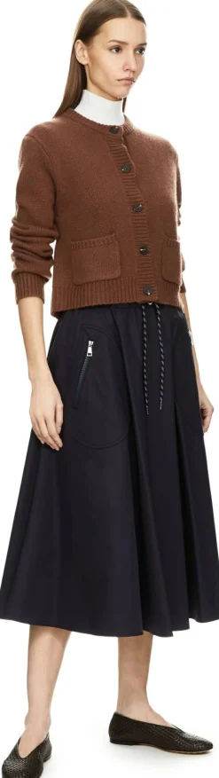 Ausgestellter Midirock Marineblau