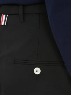 Bermuda mit Bundfalten Schwarz