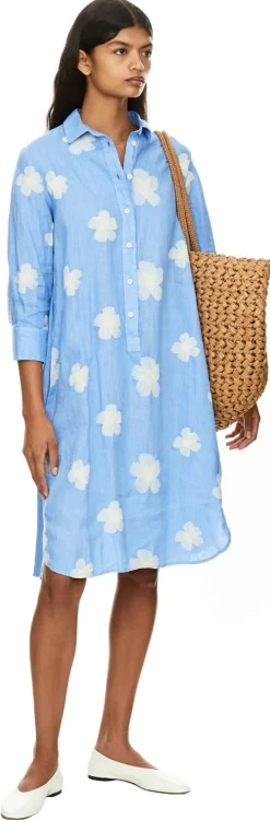 Besticktes Hemdkleid aus Leinen Hellblau