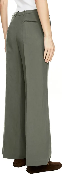Bundfaltenhose mit weitem Bein Grün