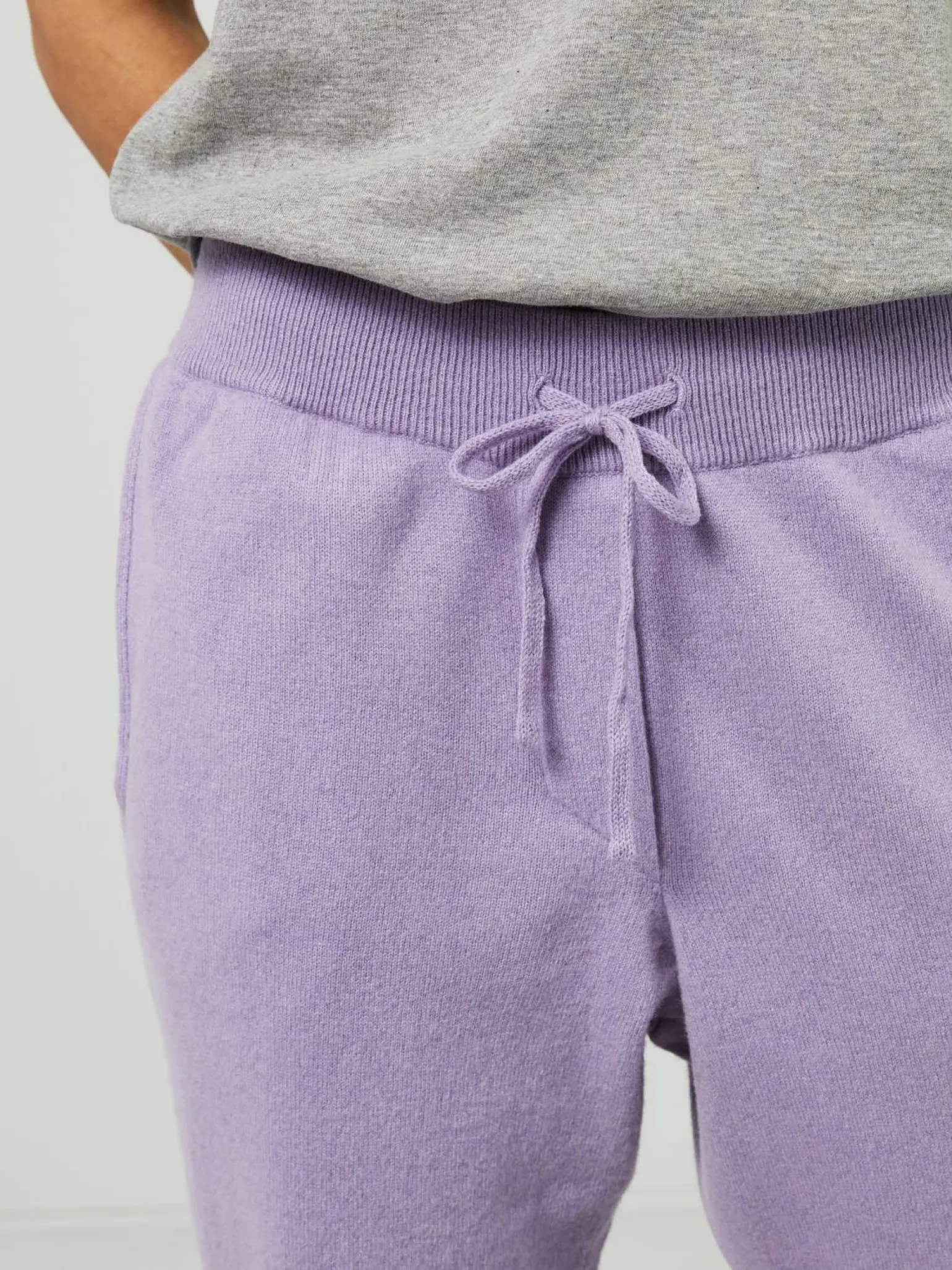 Cashmere-Woll-Loungepants Flieder