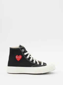Chucks 'Small Red Heart' Schwarz