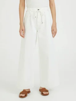 Culotte-Jeans mit Gürtel