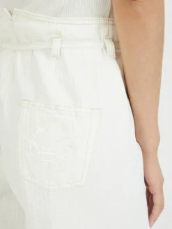 Culotte-Jeans mit Gürtel