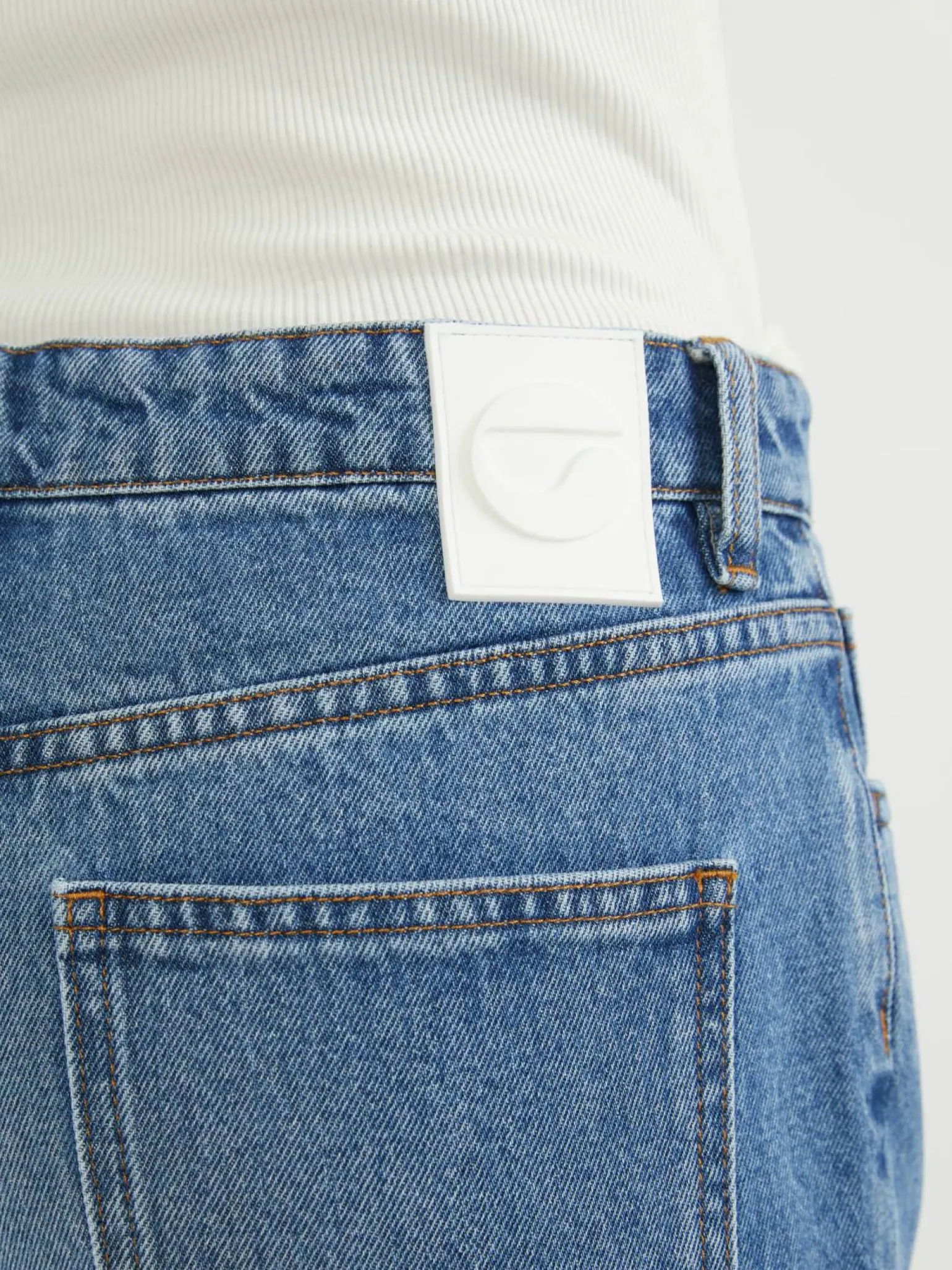 Flared-Leg Jeans mit offenem Knie Blau