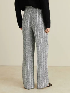 Gestreifte Bouclé-Bügelfaltenhose Blau/Weiß
