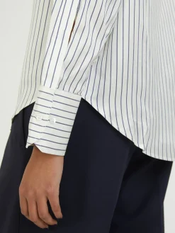 Gestreifte Seidenbluse Weiß