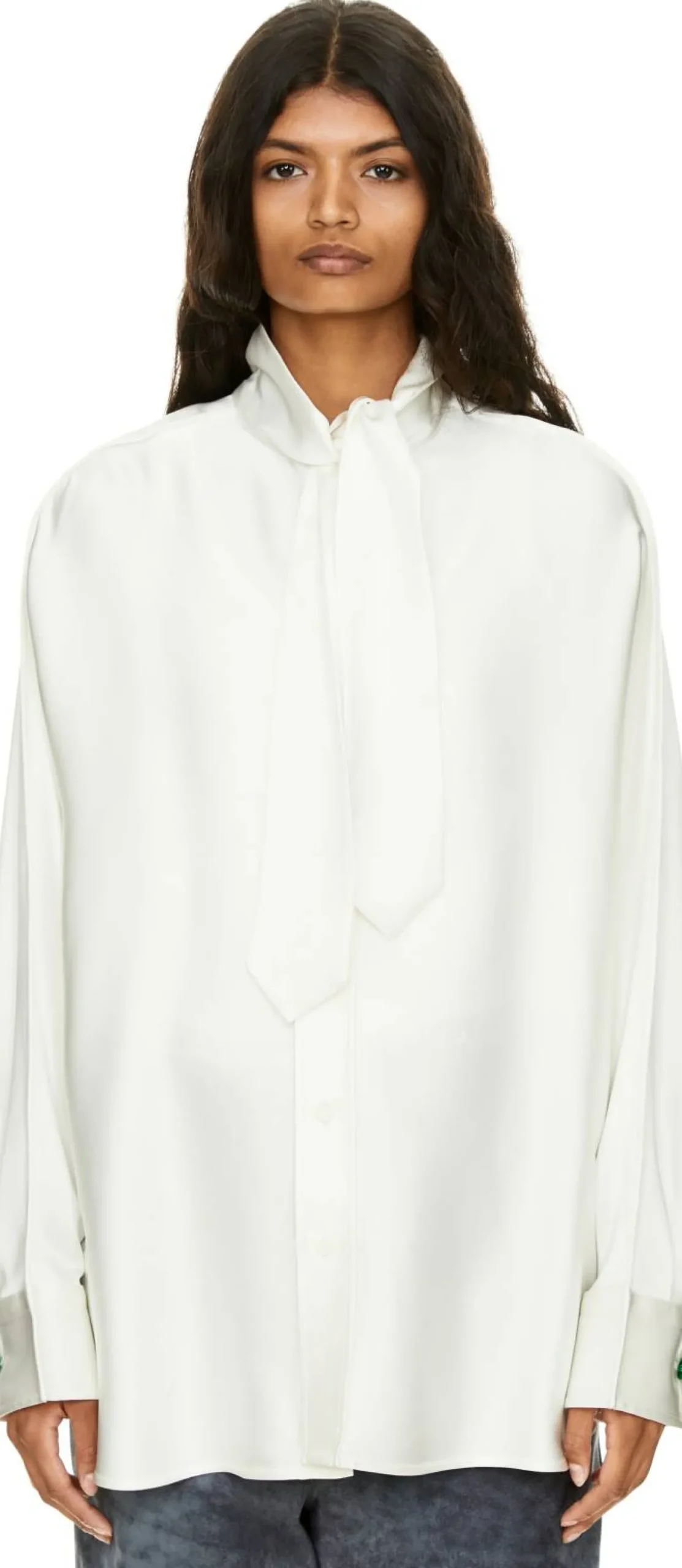Oversized Seidenbluse mit Bindekragen Off White