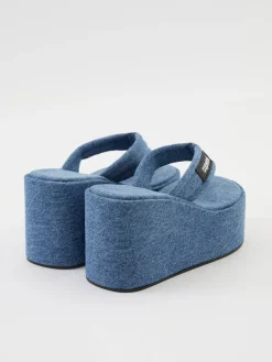 Plateau Flip-Flops in Denim-Optik Blau