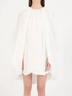 Ärmelloses Minikleid mit Cape Weiß