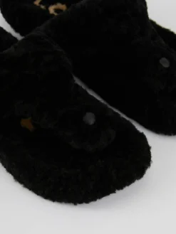Sandalen 'Ease' aus Shearling Schwarz