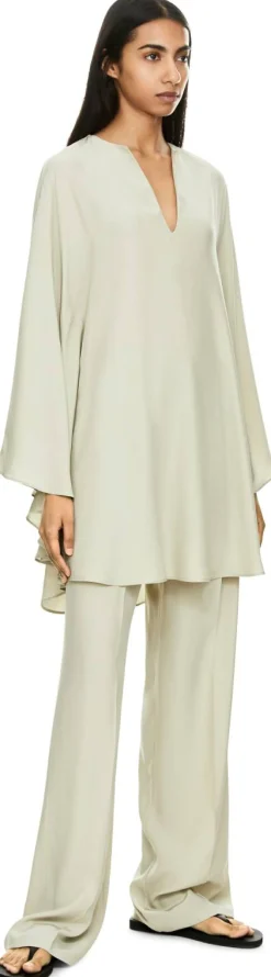 Seidenbluse mit Volantärmel Khaki