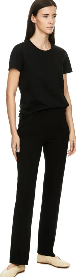 T-Shirt mit Logoaufnäher Schwarz