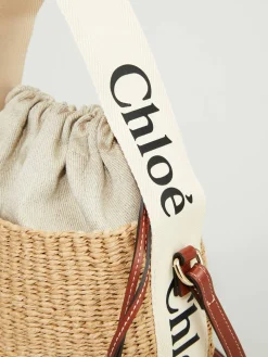 Umhängetasche 'Small Woody Basket' Crème/Schwarz