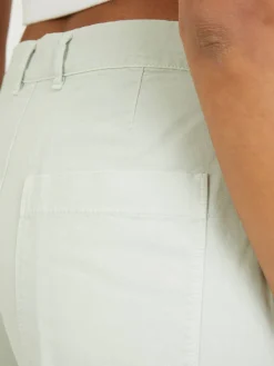 Wide-Leg Stoffhose Hellgrün